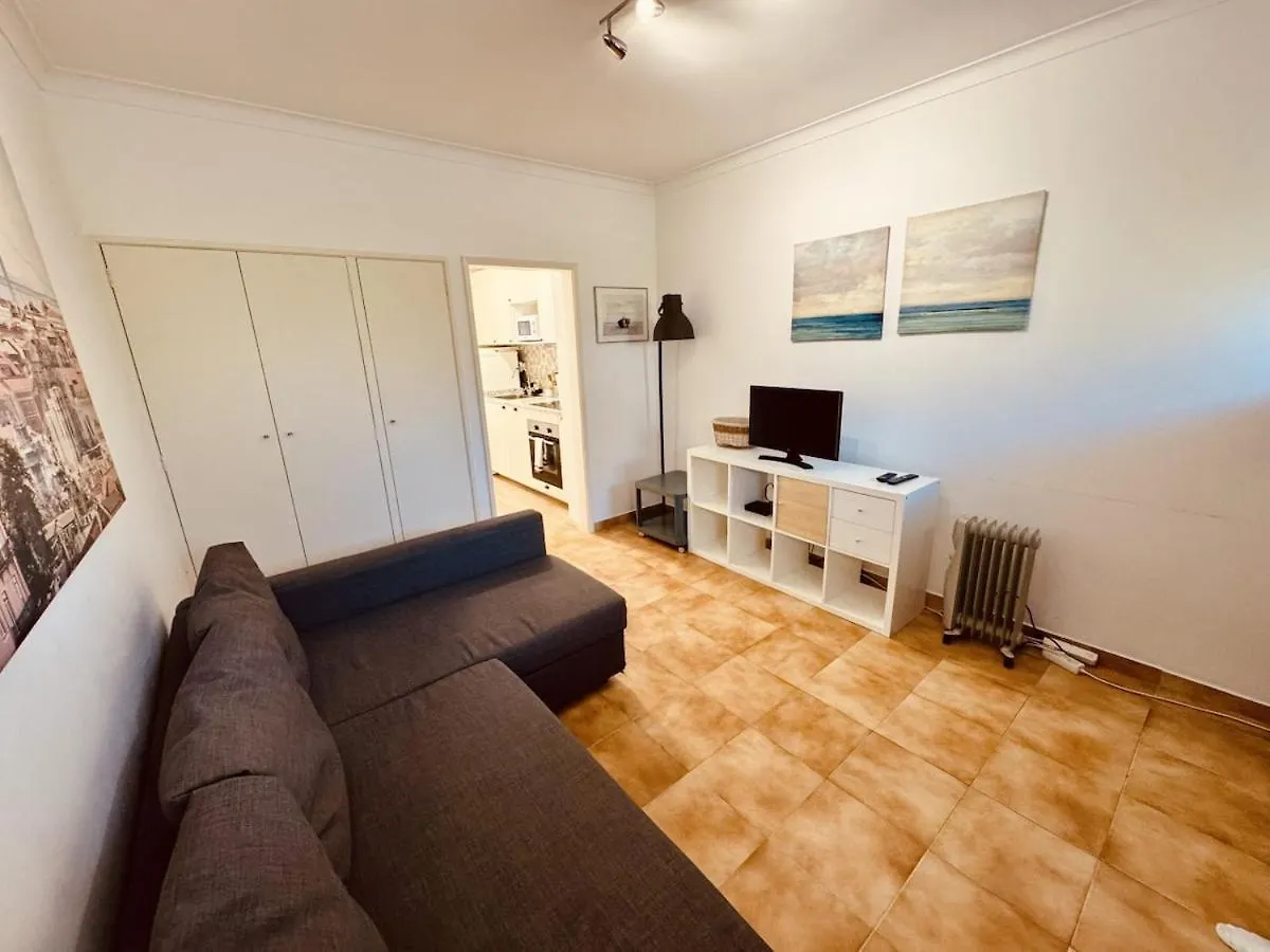The Crow Seaside I Apartment Parede 0*,  Portugal
